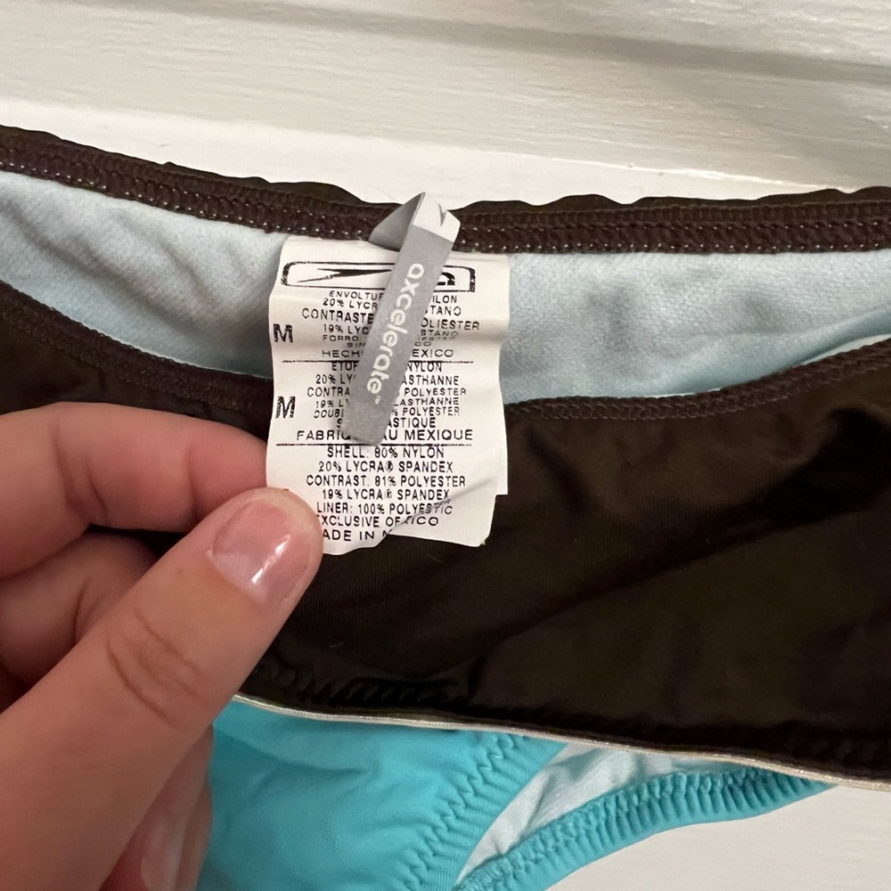 Speedo axcelerate skirted bikini - Picture 9 of 10